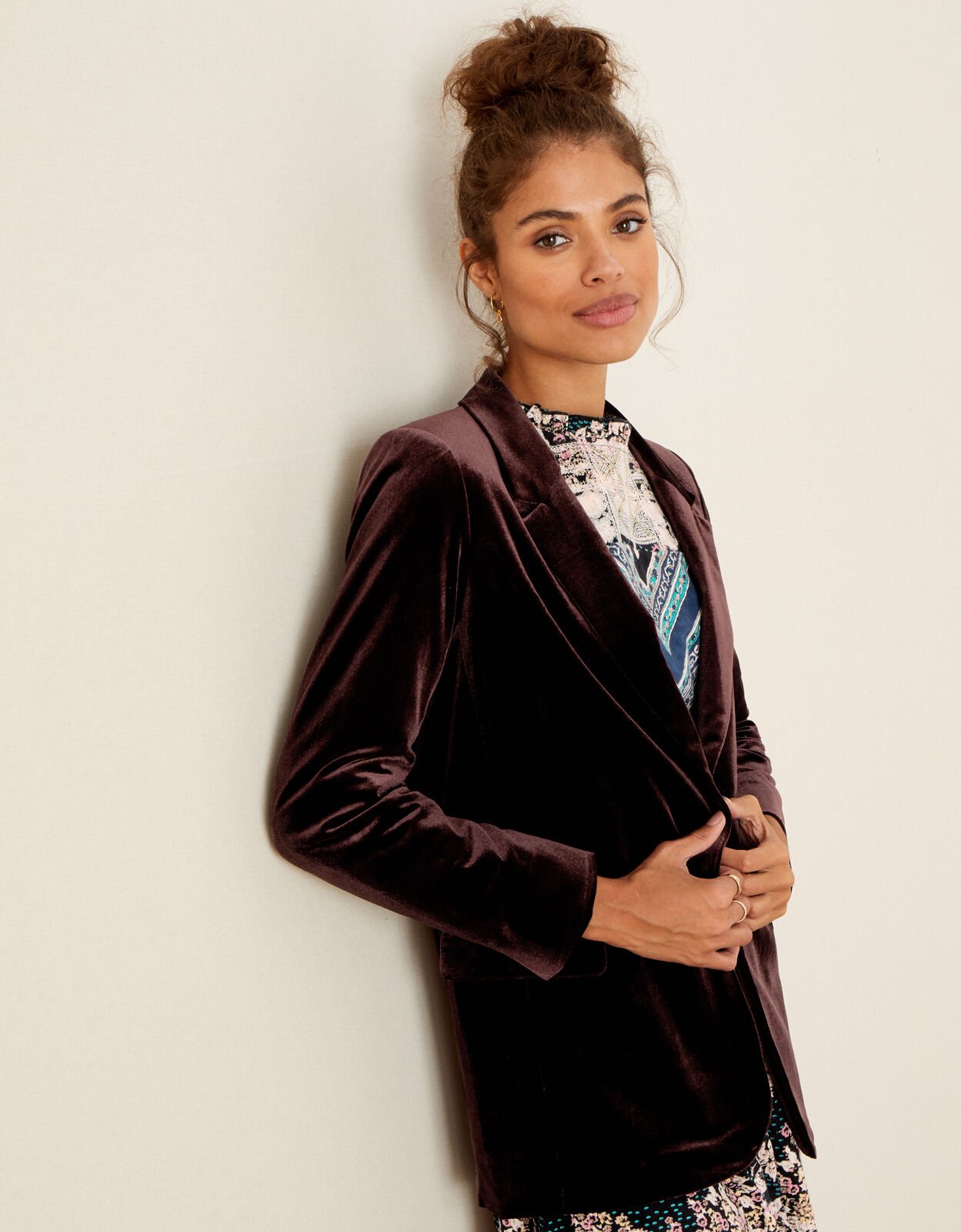 Ladies velvet jacket outlet uk