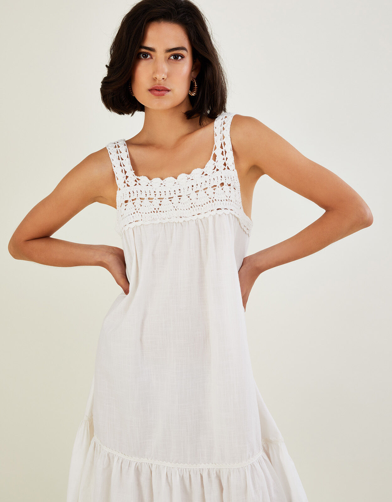 Crochet trim dress 2025