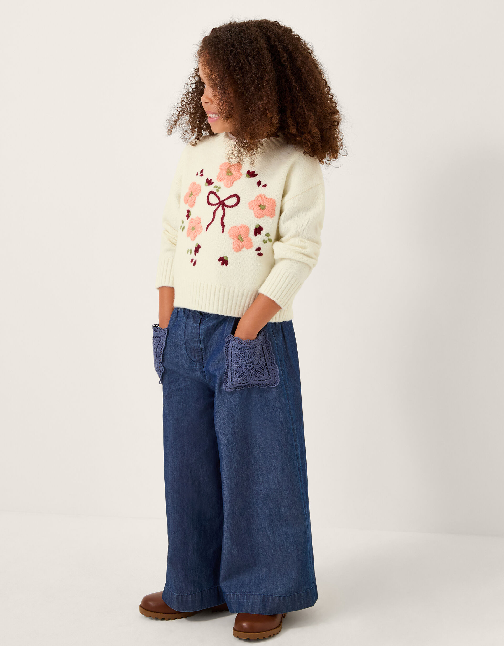 Floral Embroidered Jumper Ivory