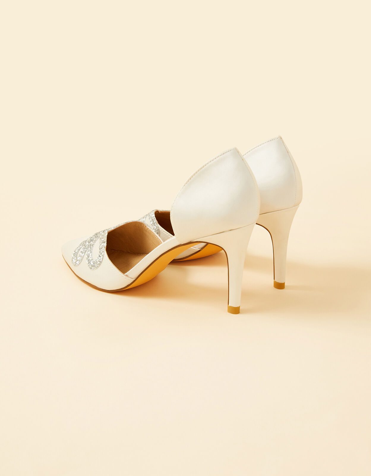 Wedding on sale court heels
