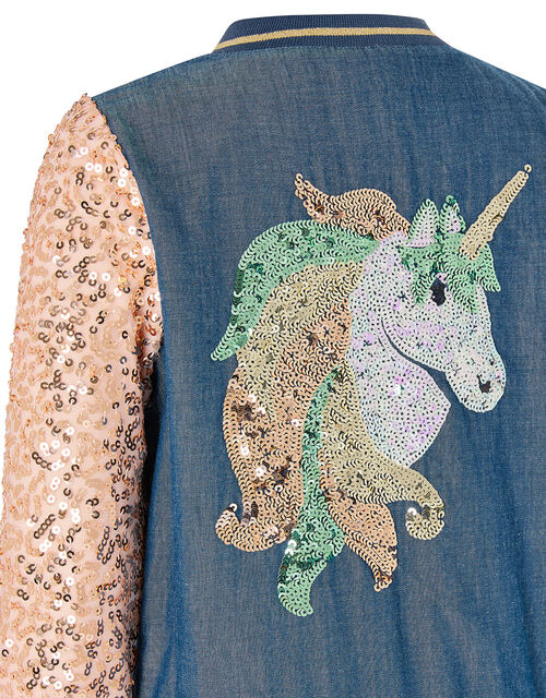Unicorn jacket with horn clearance