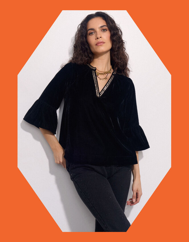 East Nelly Velvet Flute Sleeve Top, Black (BLACK), large