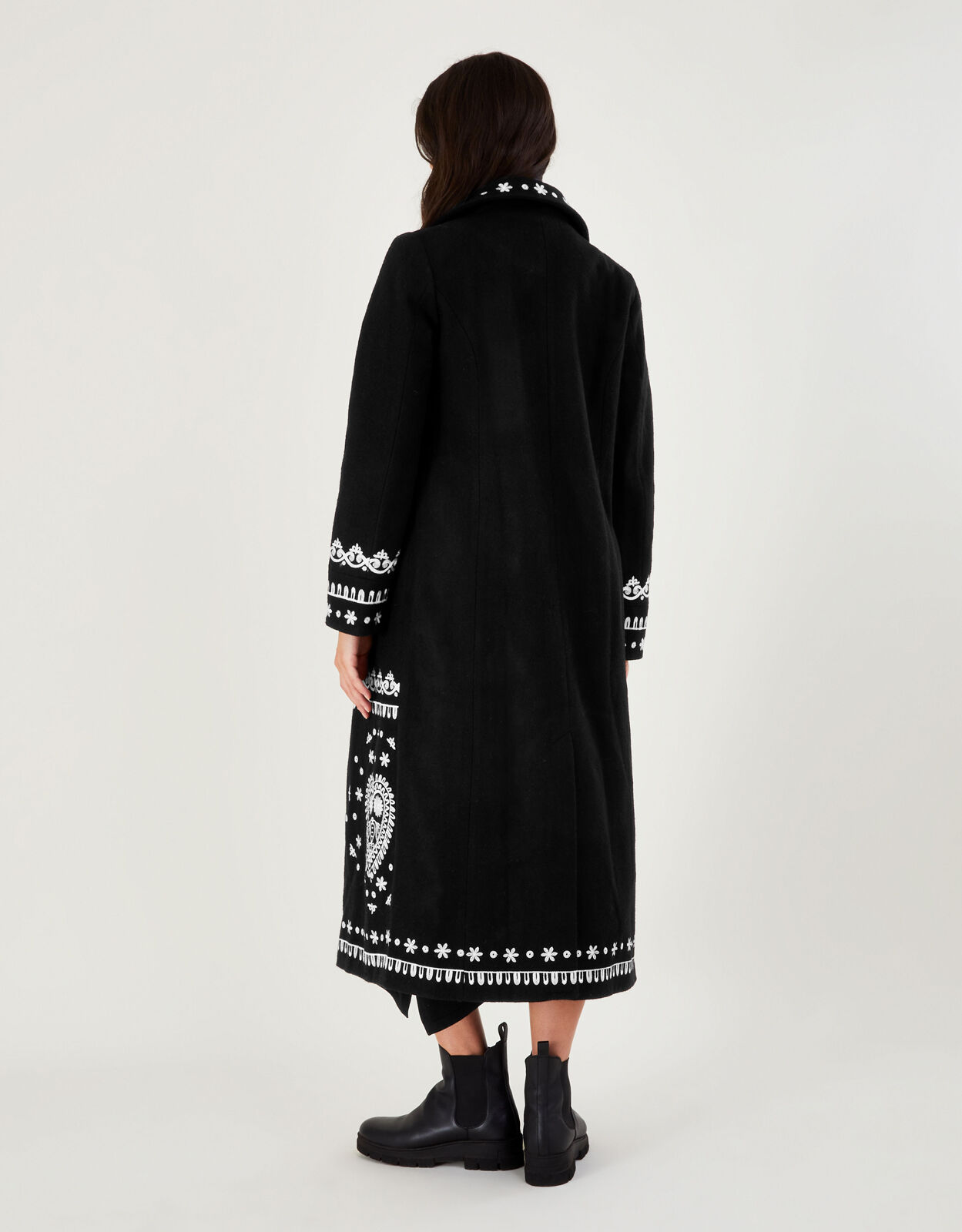 Cassandra Embroidered Coat Black
