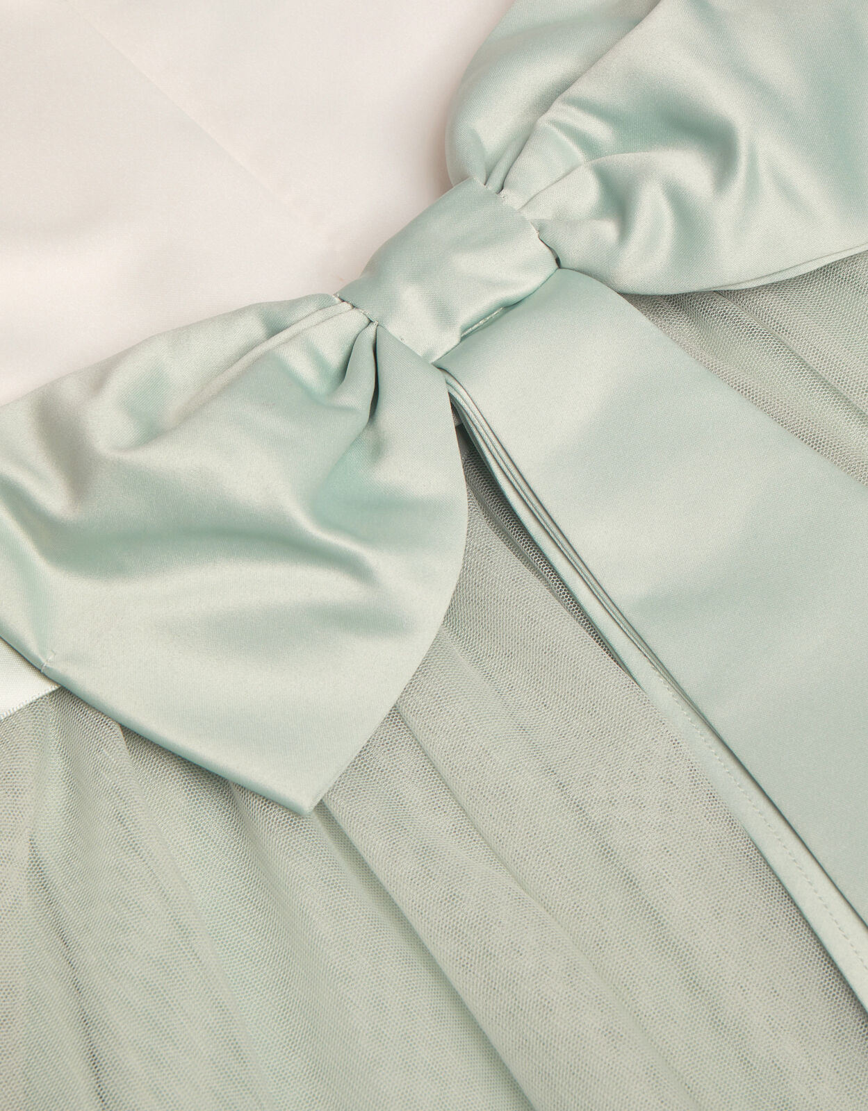Green tulle cheap bridesmaid dress