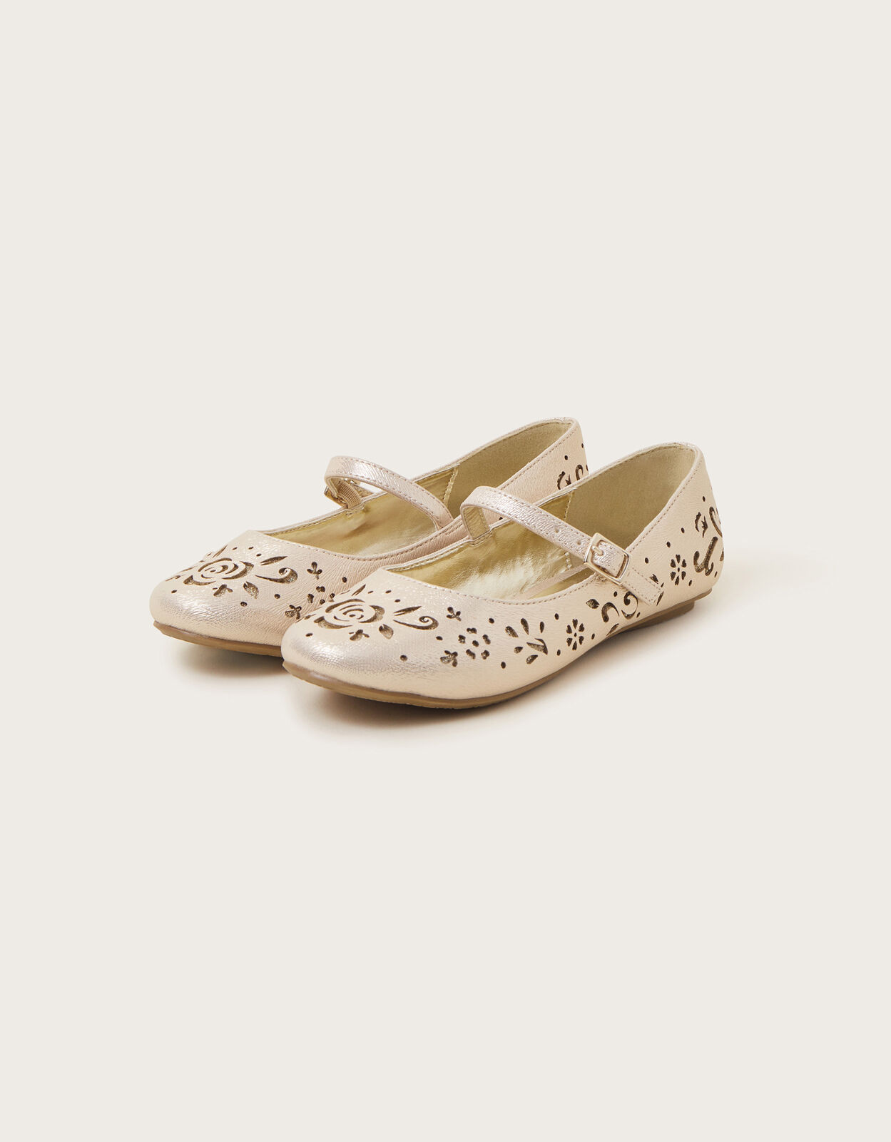 Rainy season shoes for girl cheap