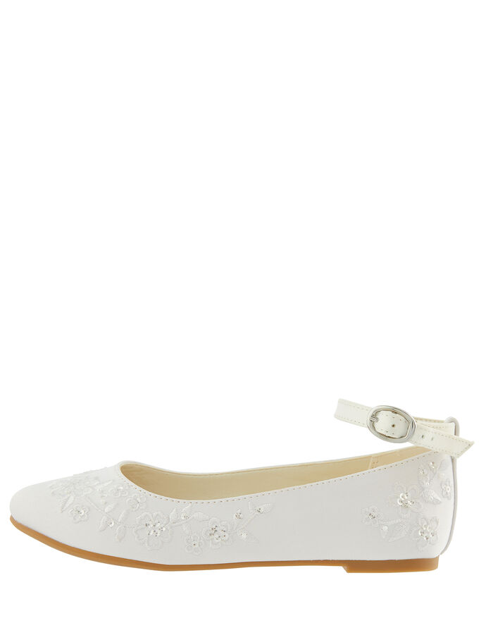 EMBROIDERED BALLERINA FLAT