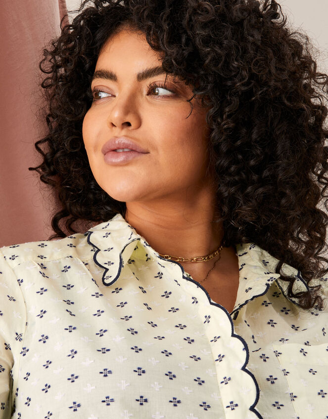 Trinity Scallop Edge Dobby Shirt , Cream (CREAM), large