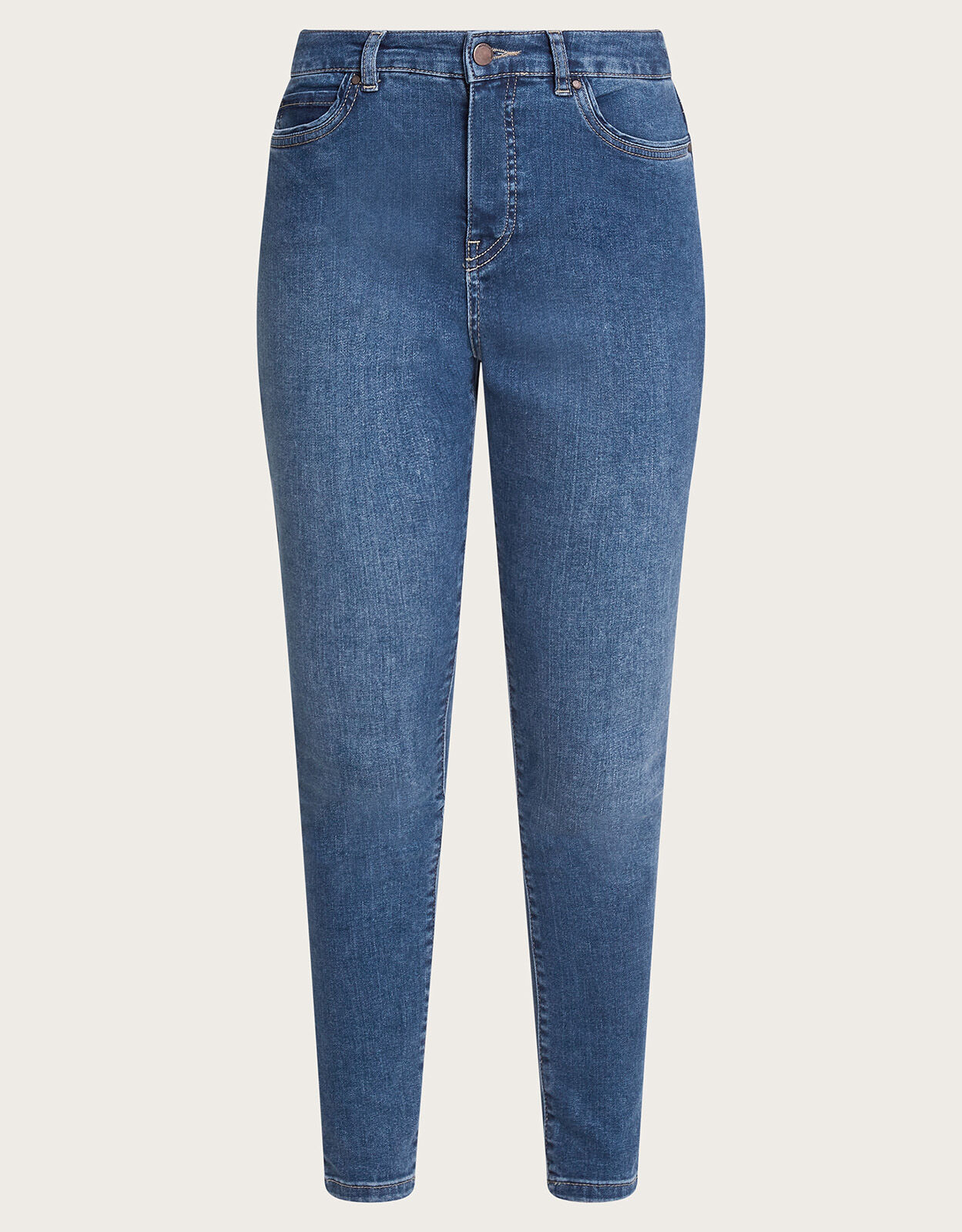 Womens jeans short length discount