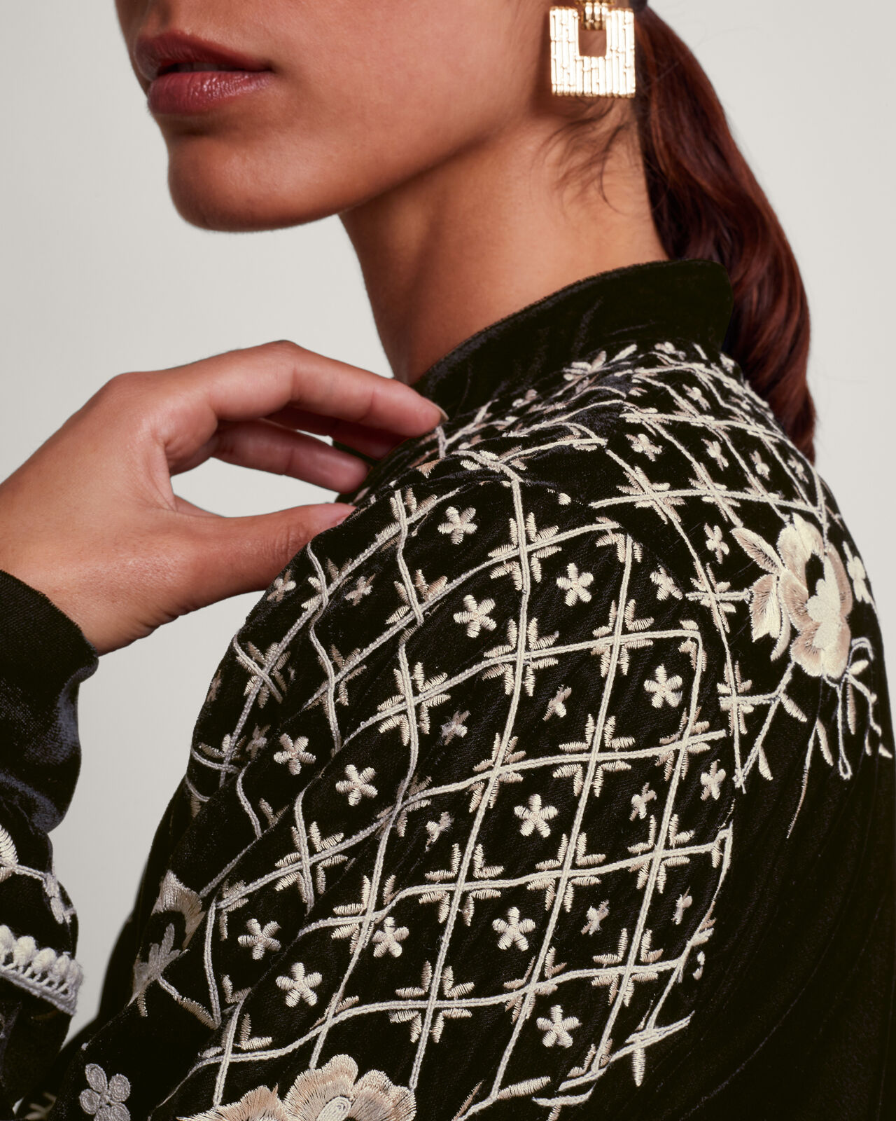 Bcbg velvet hotsell bomber jacket