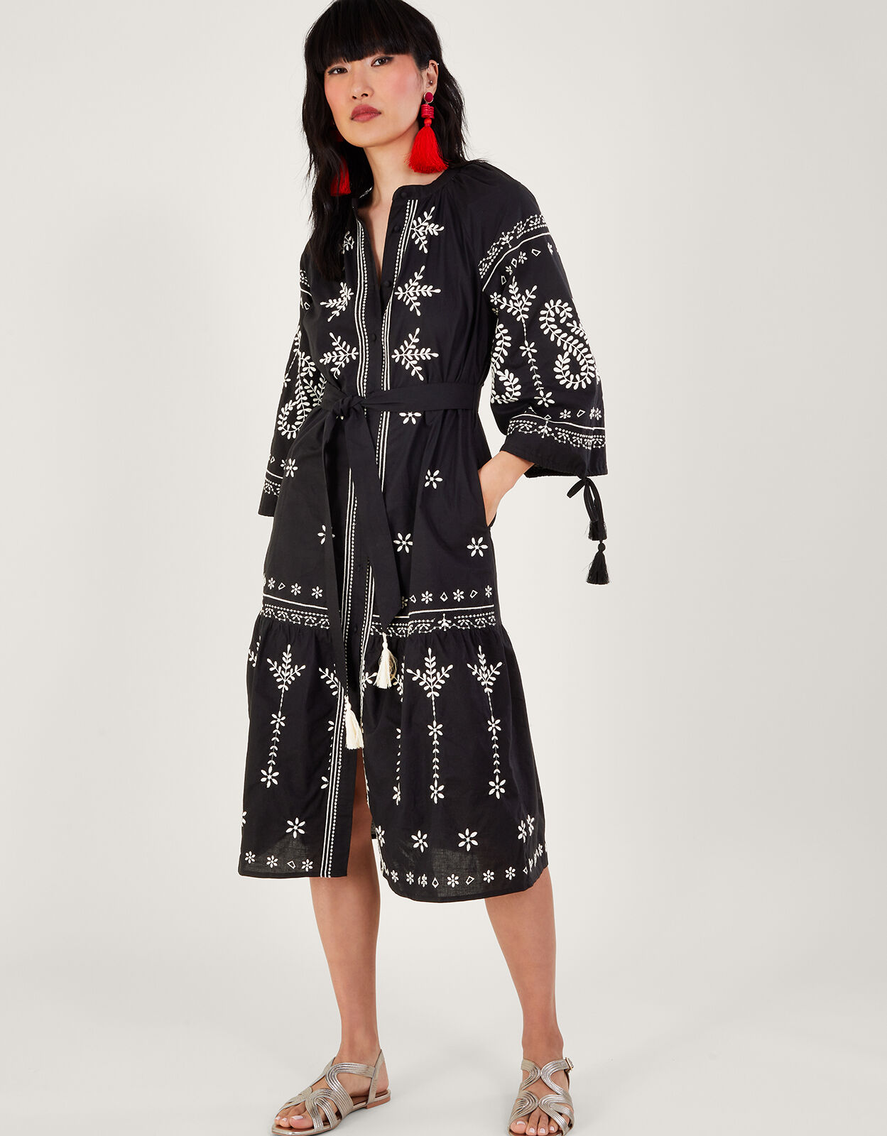Embroidered Midi Tunic Dress Black