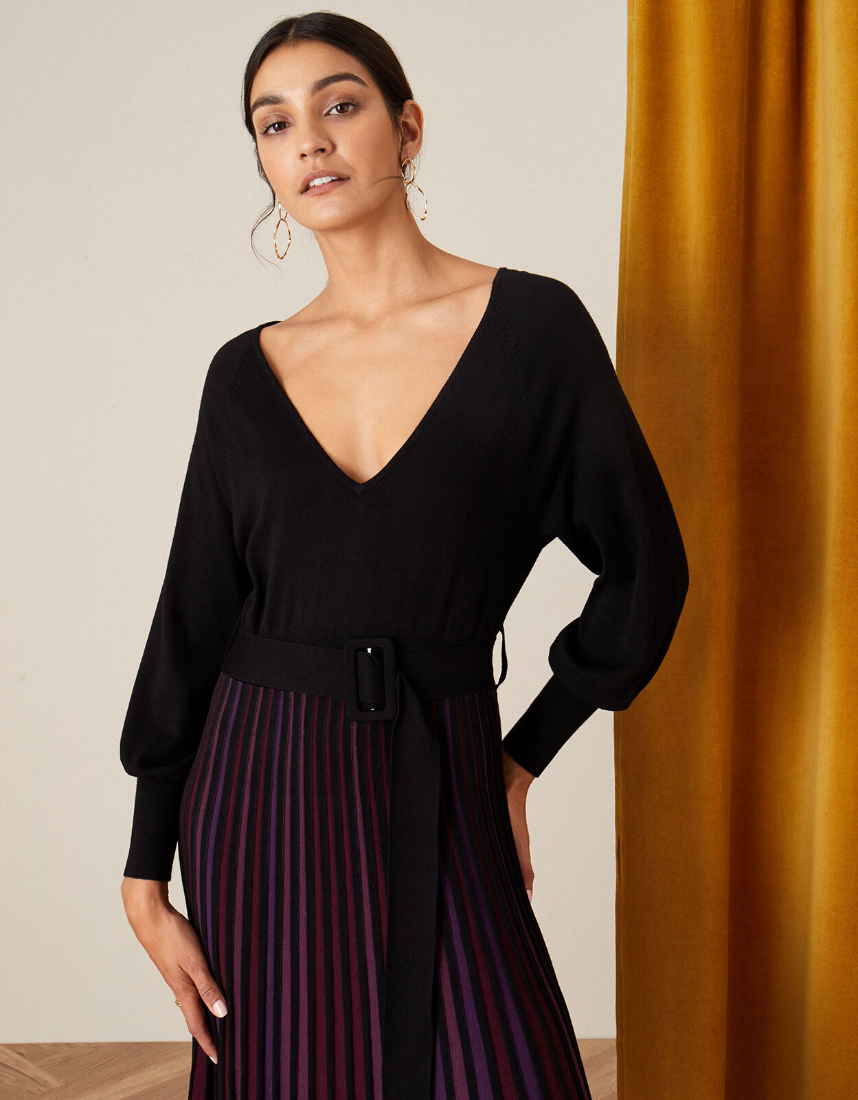 Colour block sale pleated dress