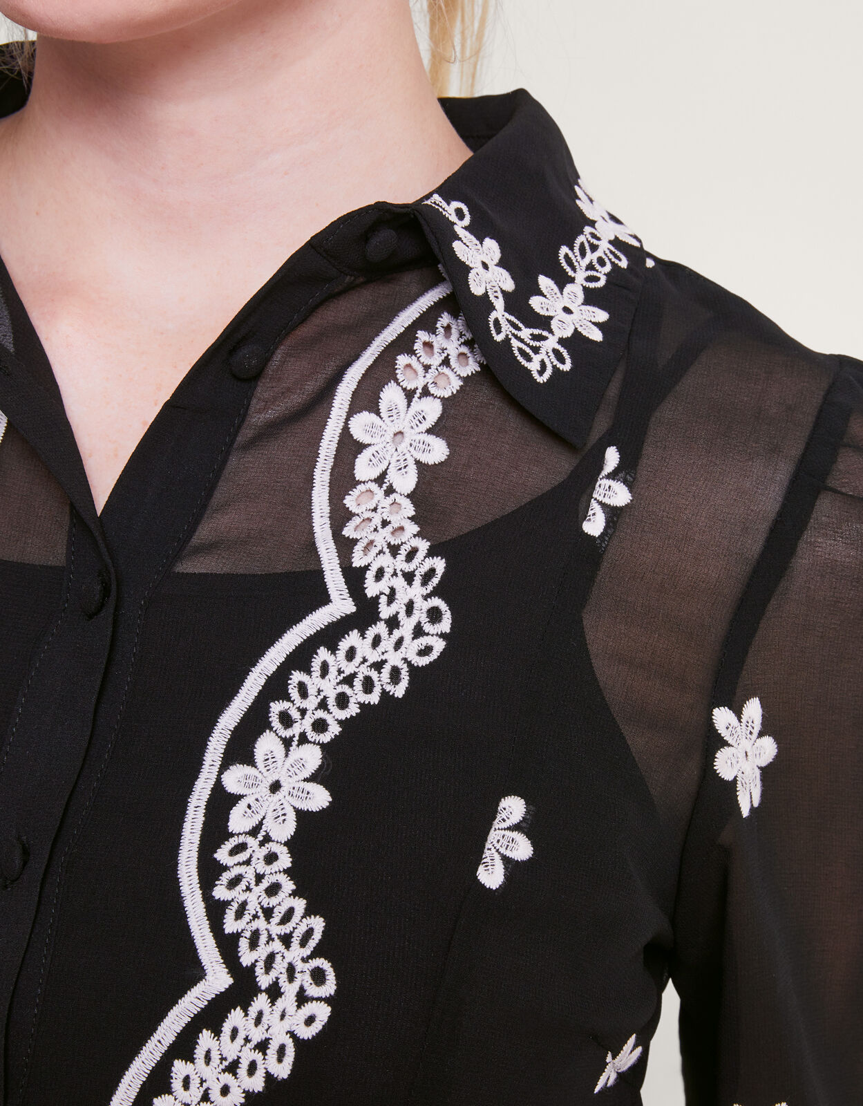 Fiori Embroidered Blouse Black