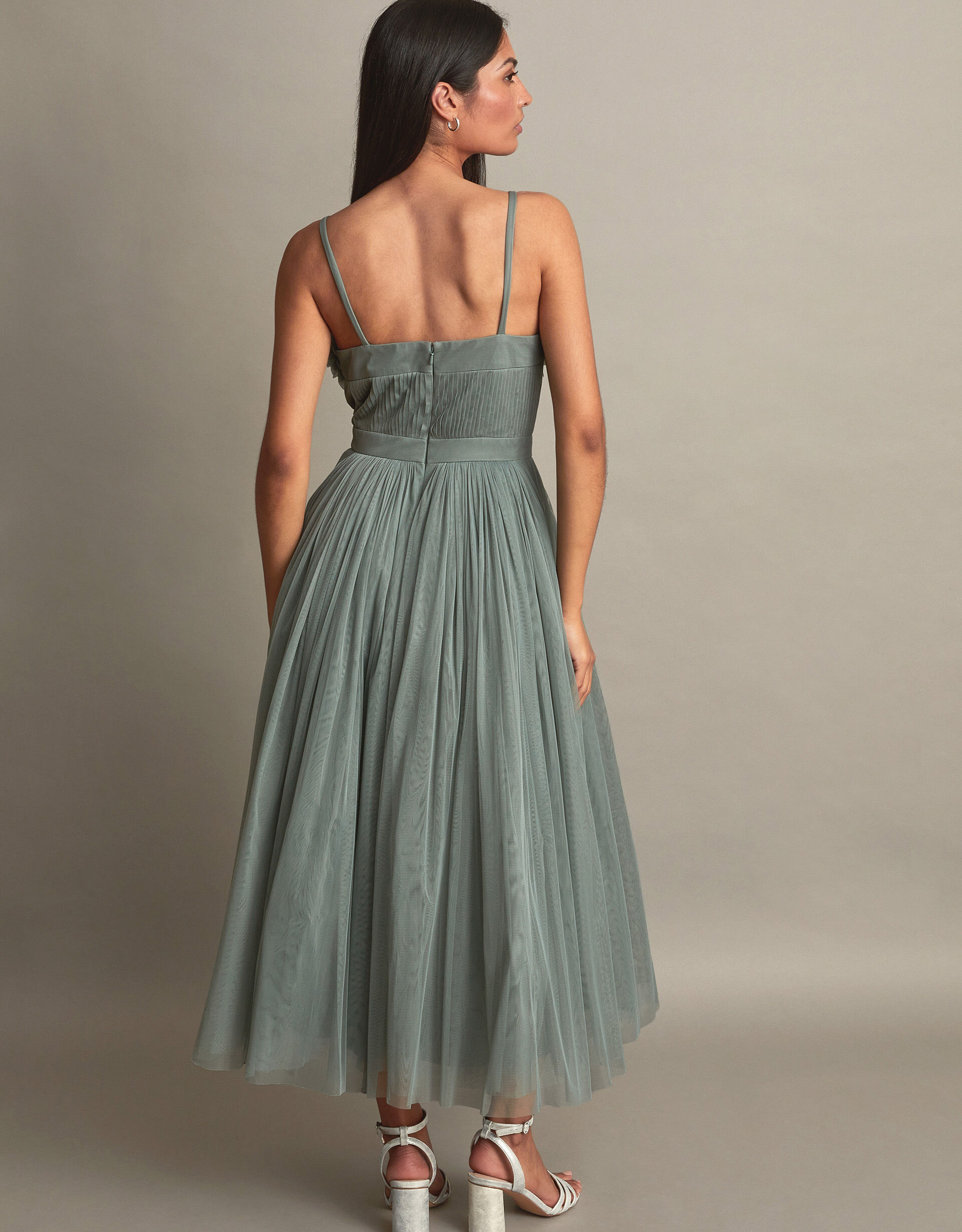 Light gray on sale midi dress