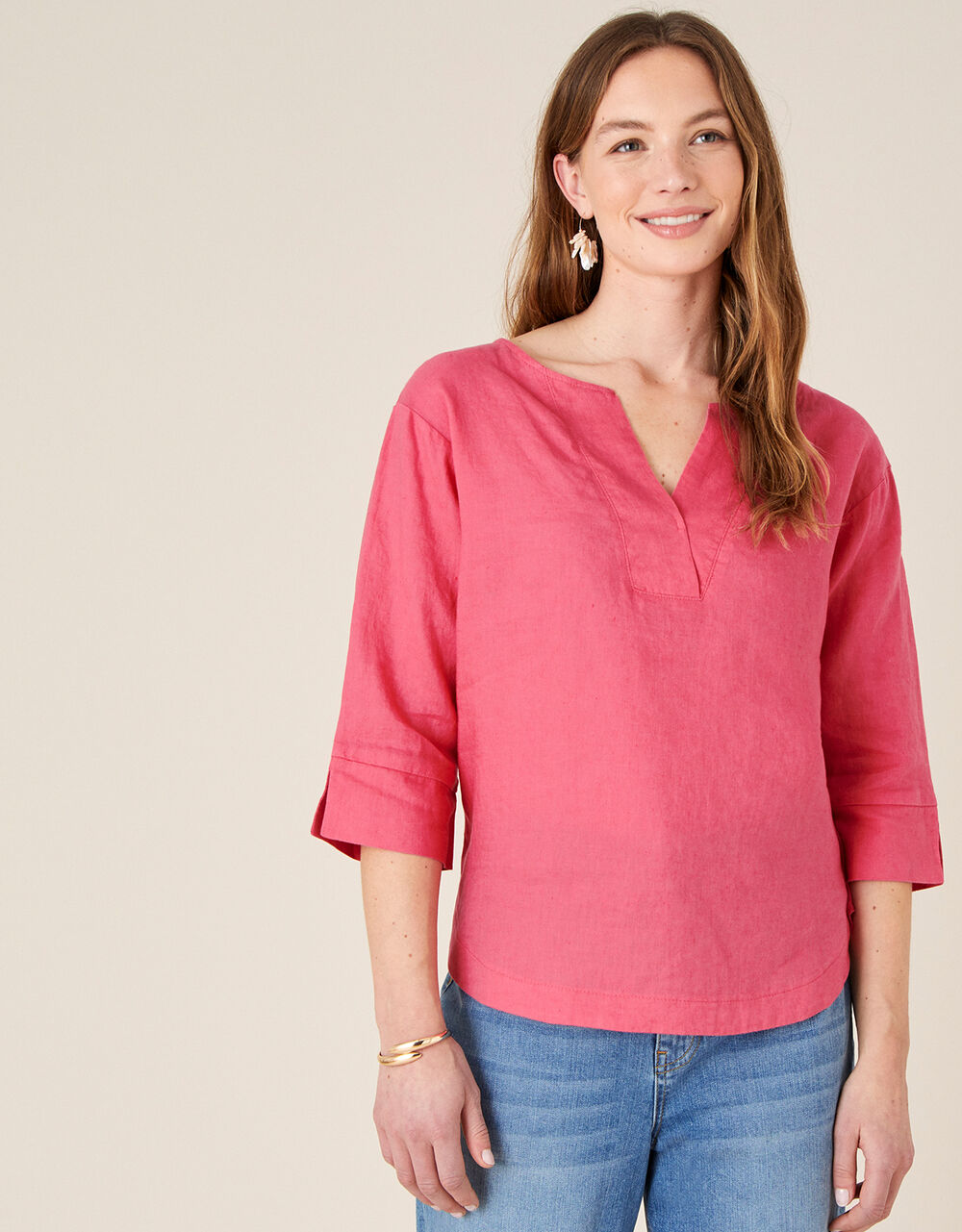 Women Women's Clothing | Daisy Plain T-Shirt in Pure Linen Red - AR14209