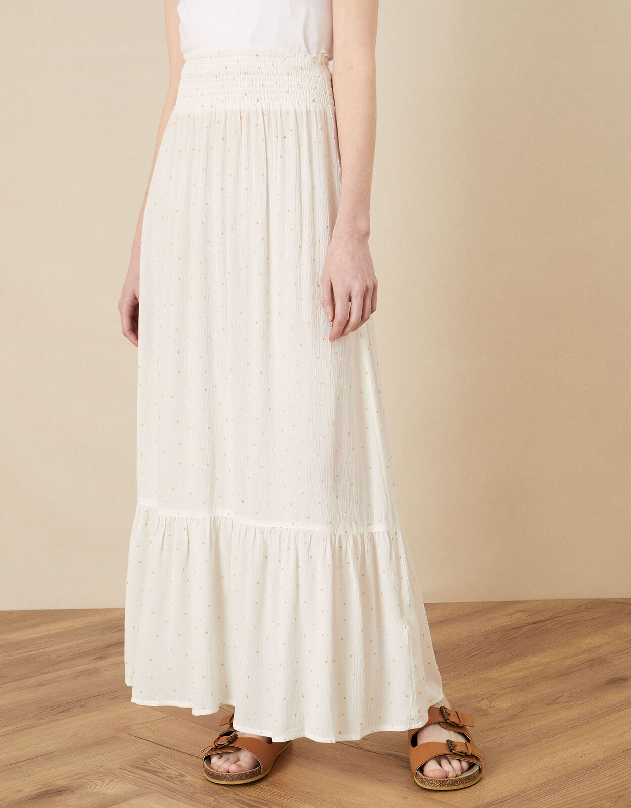 Long maxi white skirt hot sale