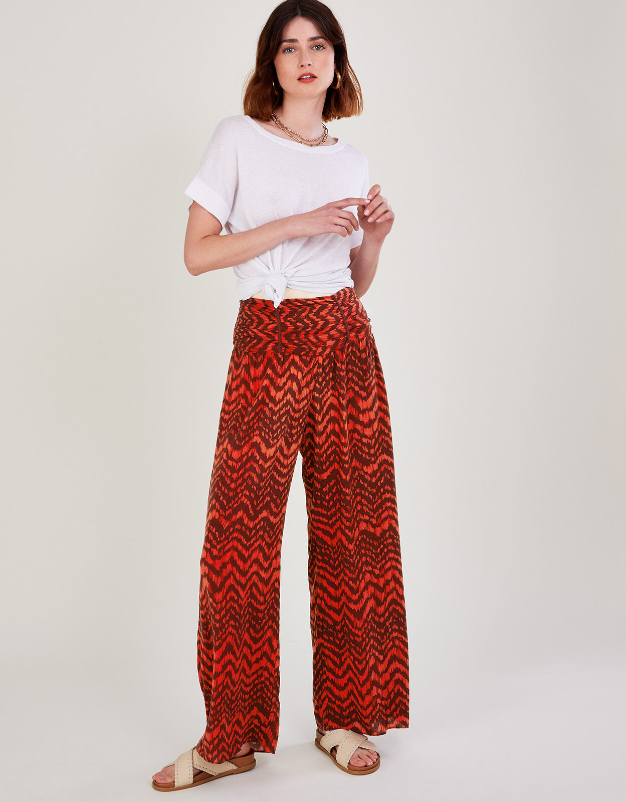 Ruched Waist Zig Zag Print Trousers Red