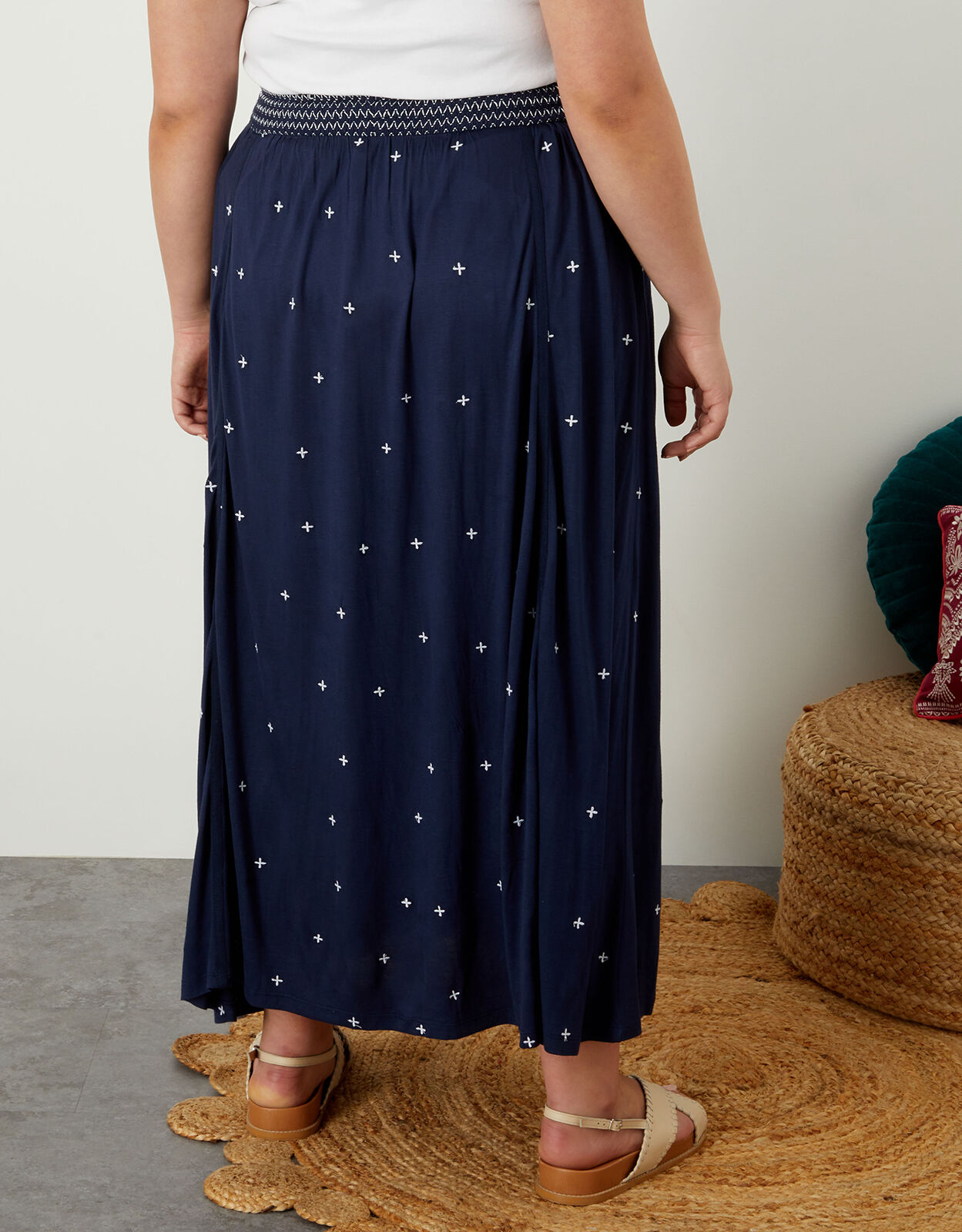 Navy blue discount maxi skirt uk