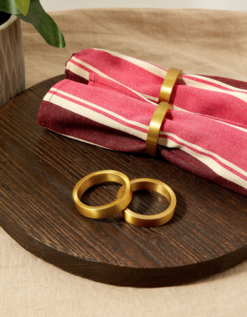 Women Home & Gifting | Thick Napkin Ring Set - MJ86833