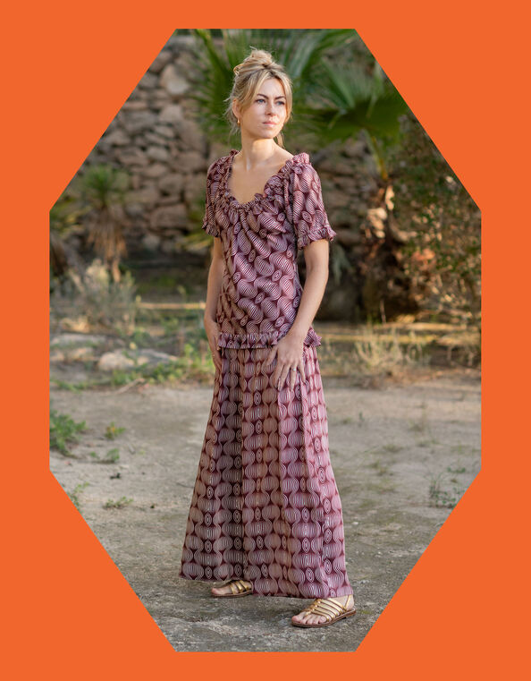 Lyrical Sisters Hourglass Print Top, Brown (BROWN), large