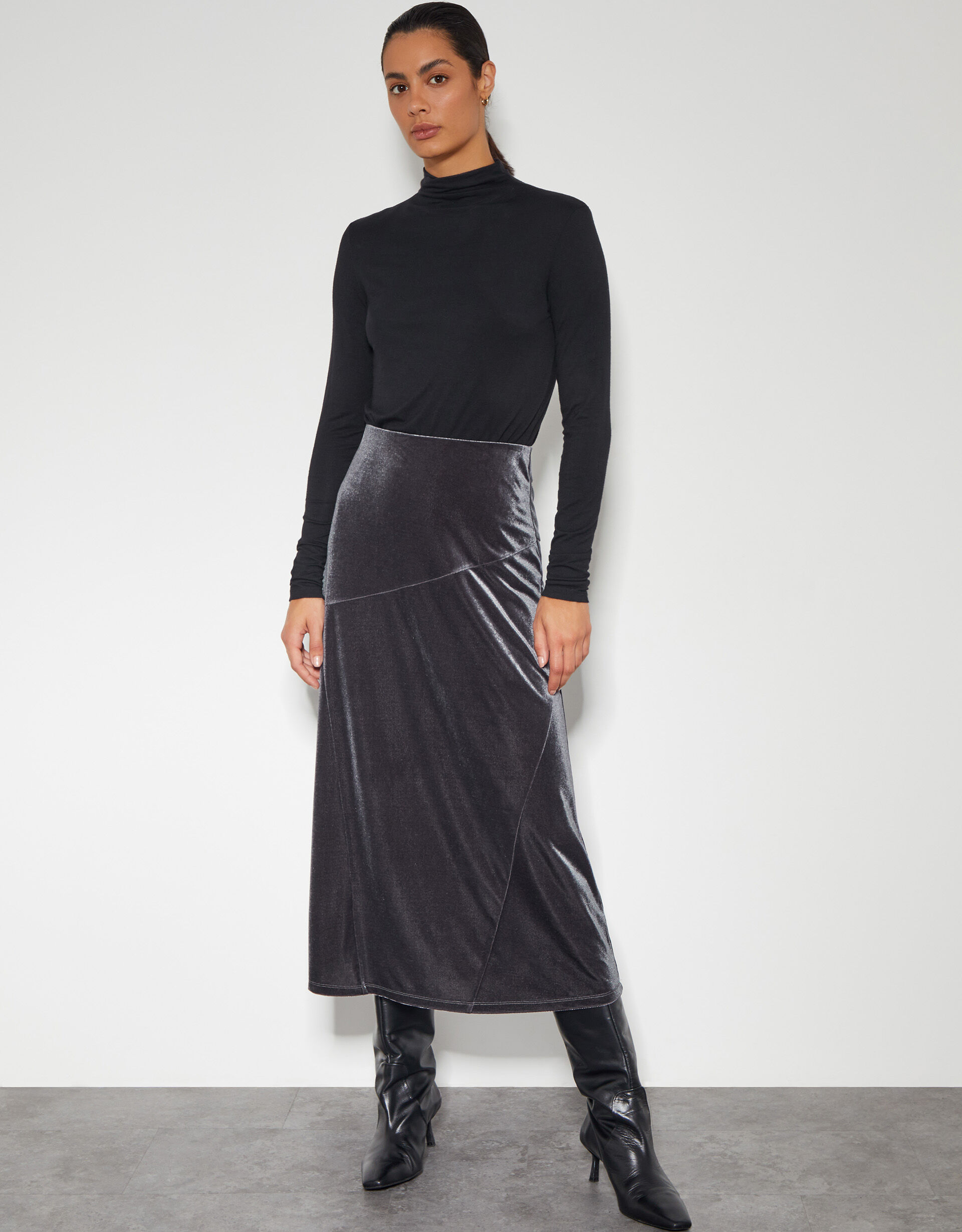 Velvet midi skirt uk top