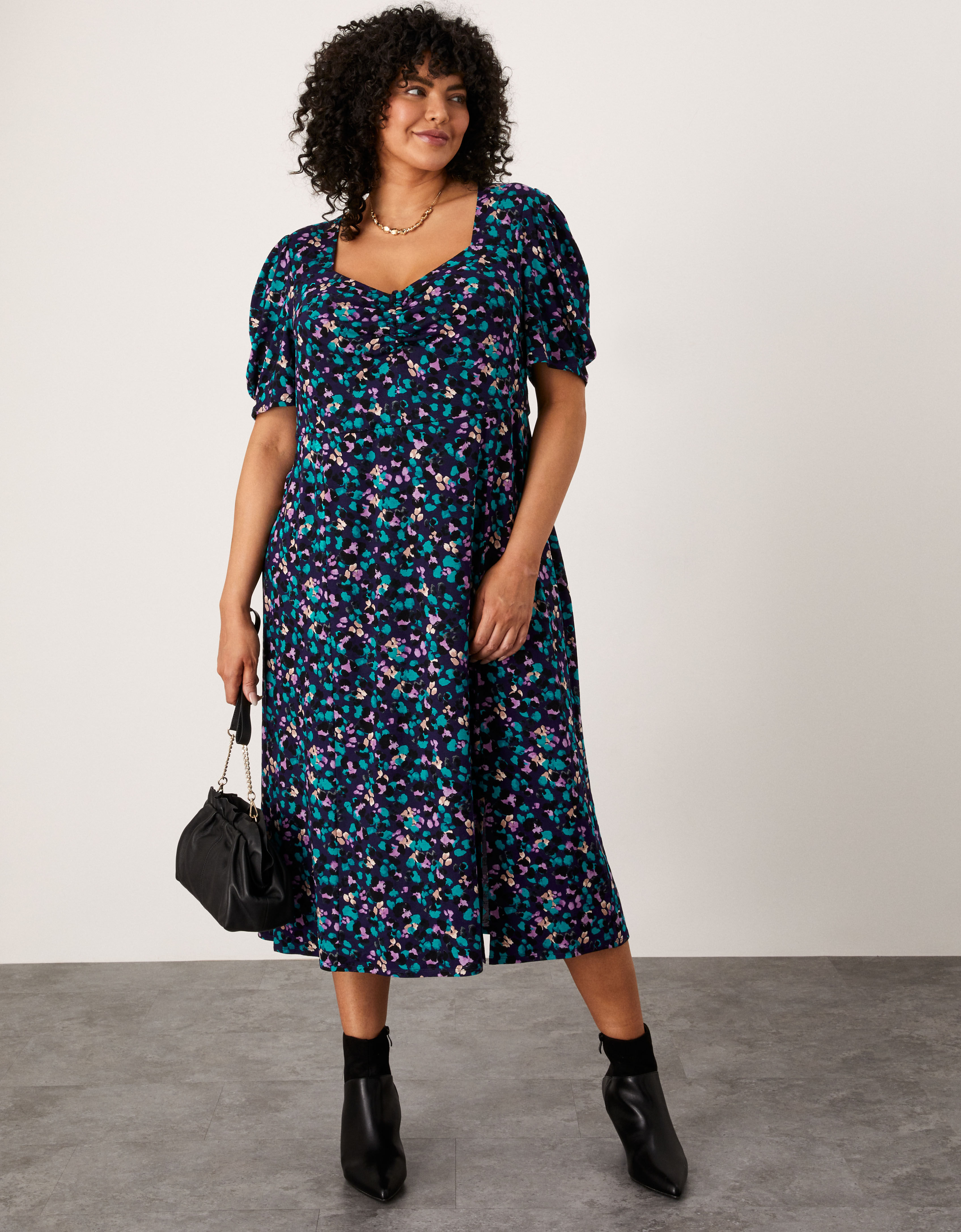 Monsoon workwear shop