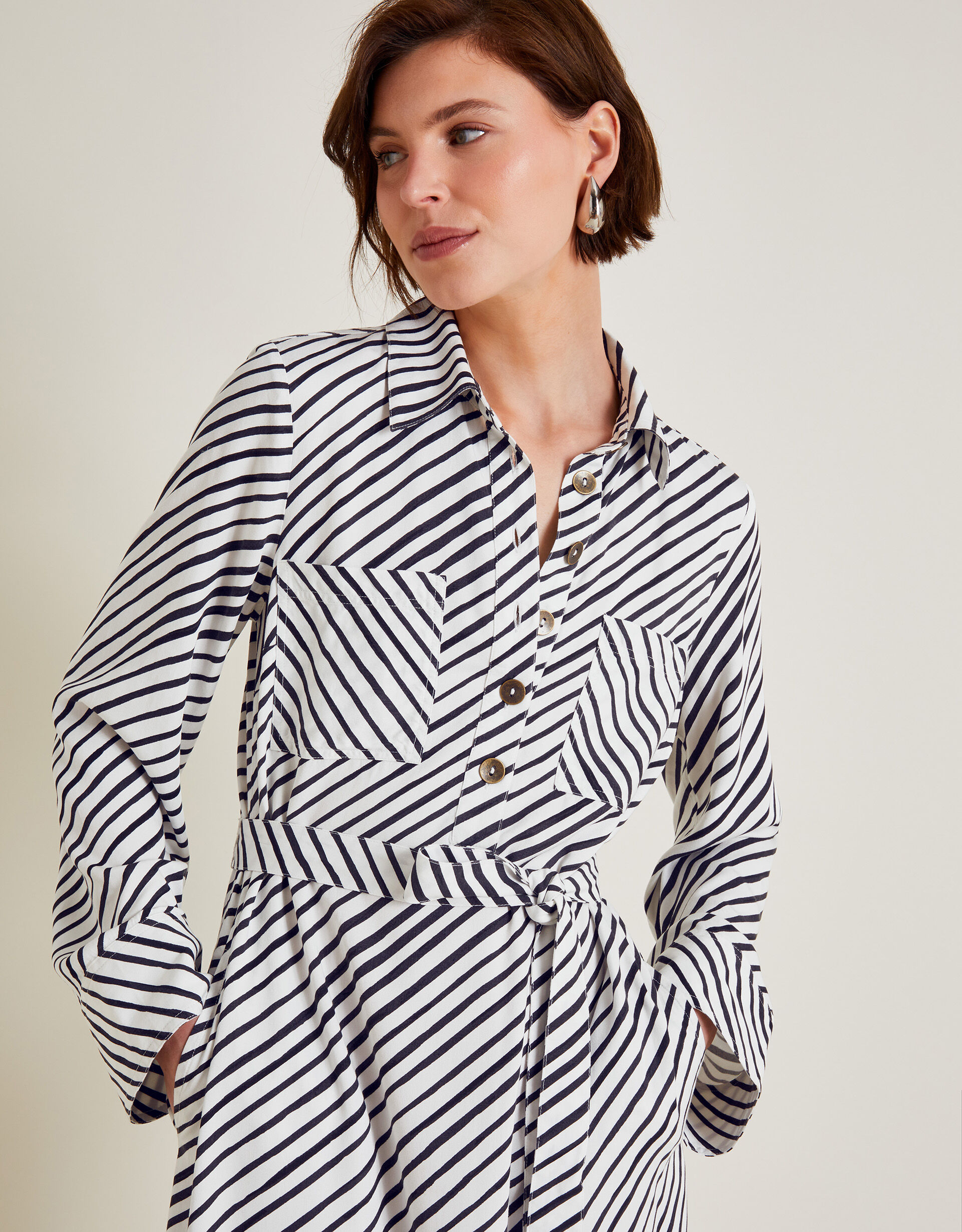Shirt dress black and white striped discount