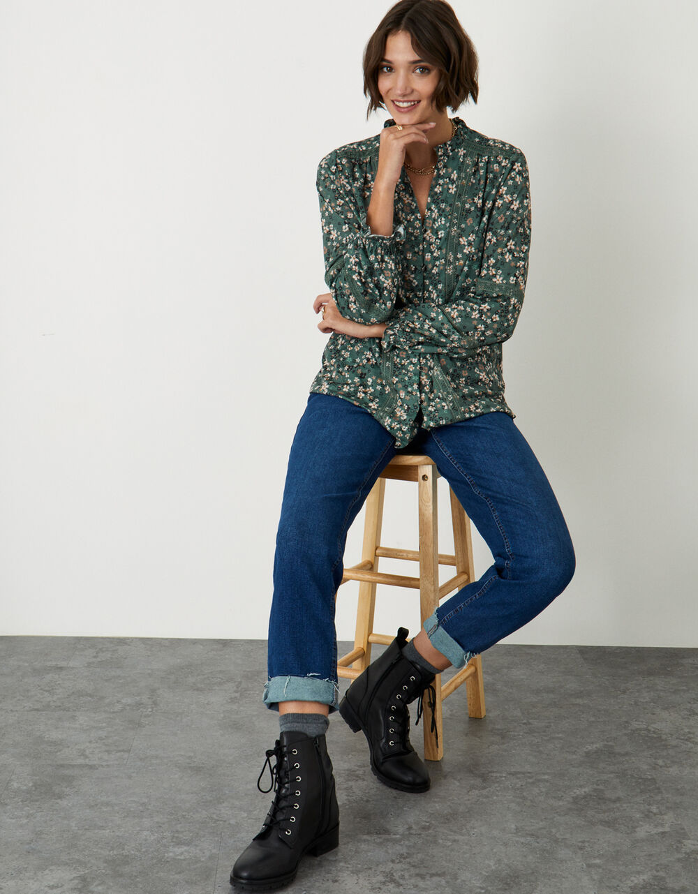 Floral Print Long-Sleeved Shirt