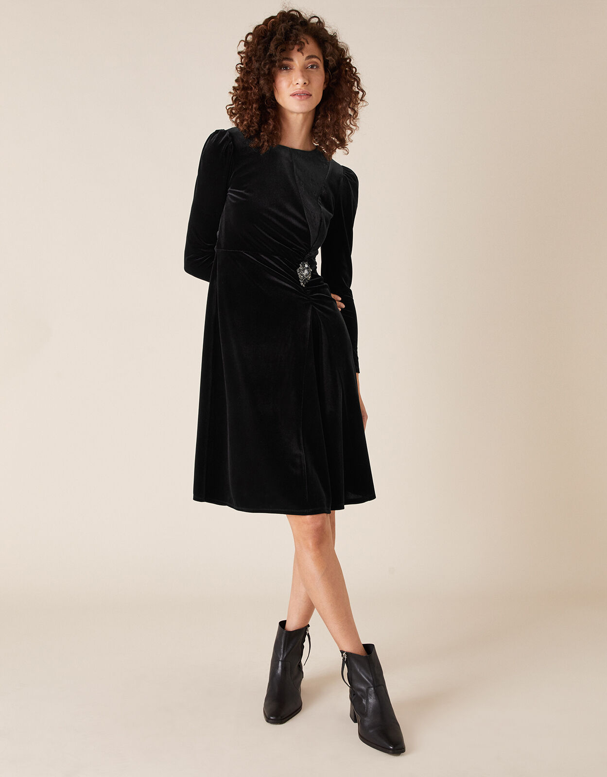 black evening outfits