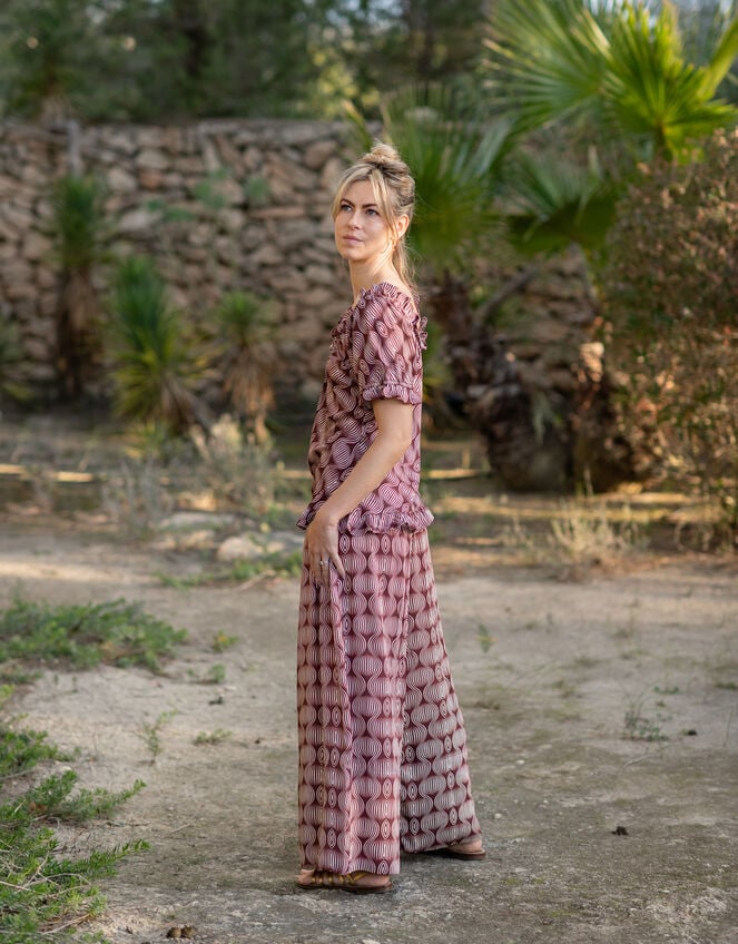 Lyrical Sisters Hourglass Print Top, Brown (BROWN), large