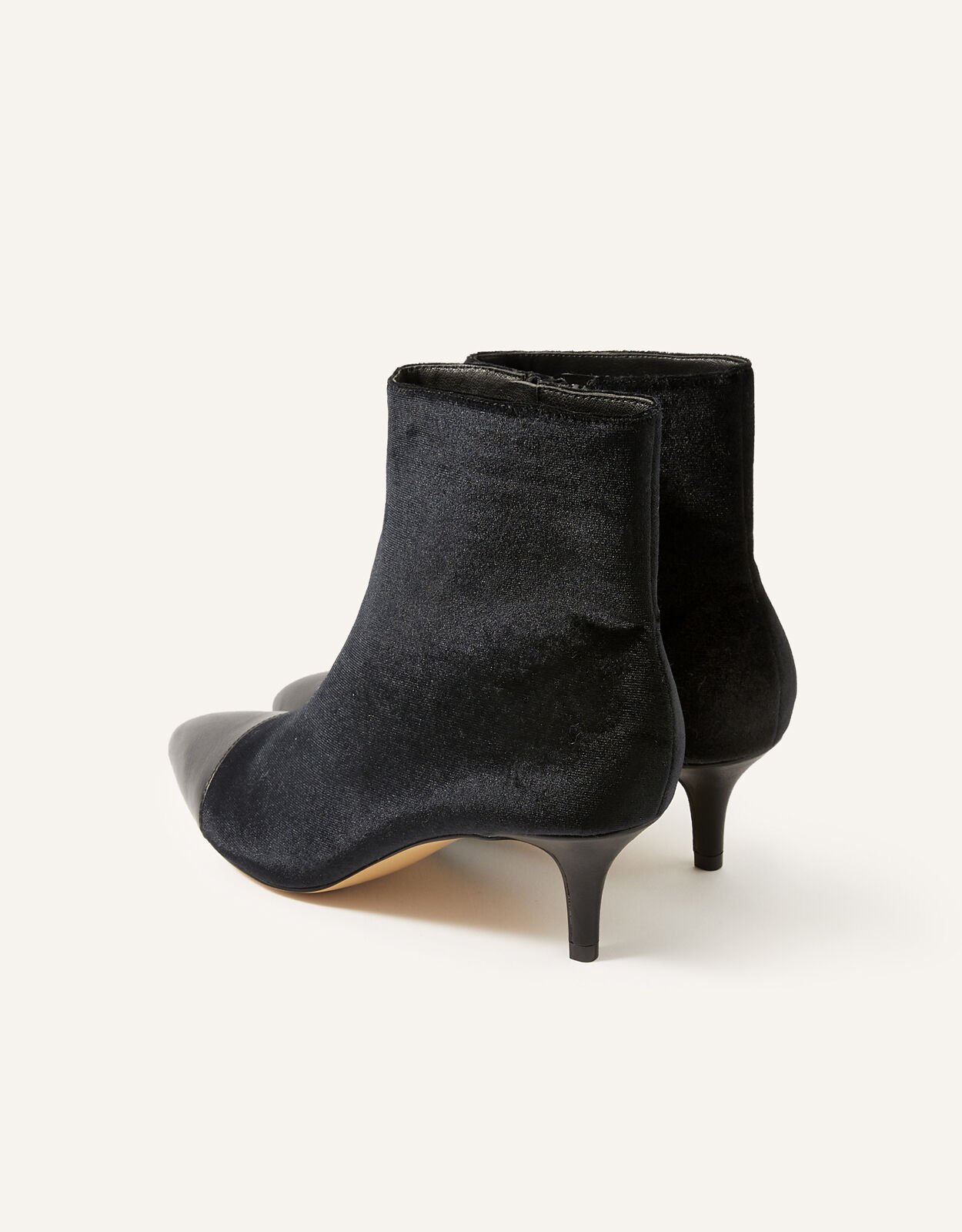 Ladies black kitten 2025 heel ankle boots