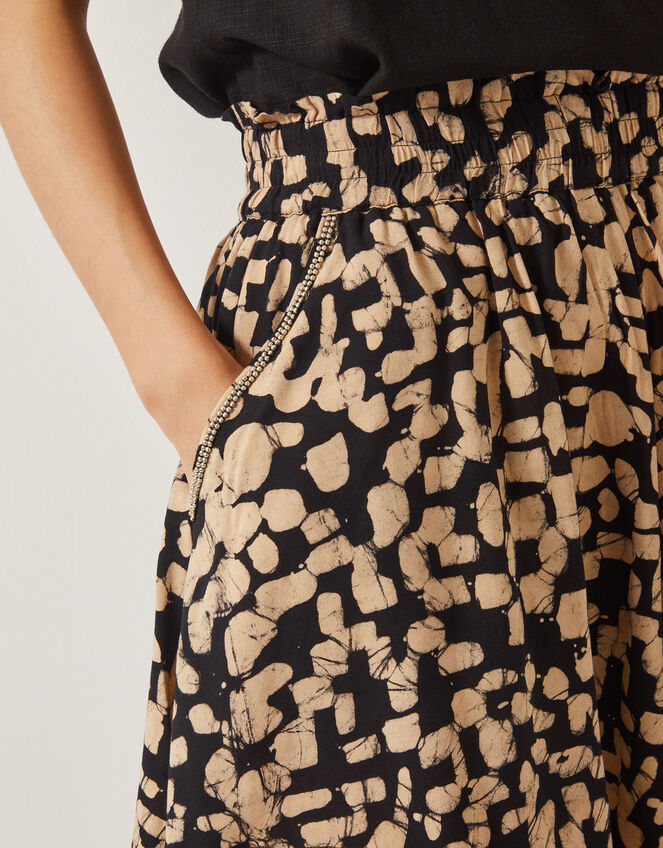 Ania Abstract Batik Print Shorts, Black (BLACK), large