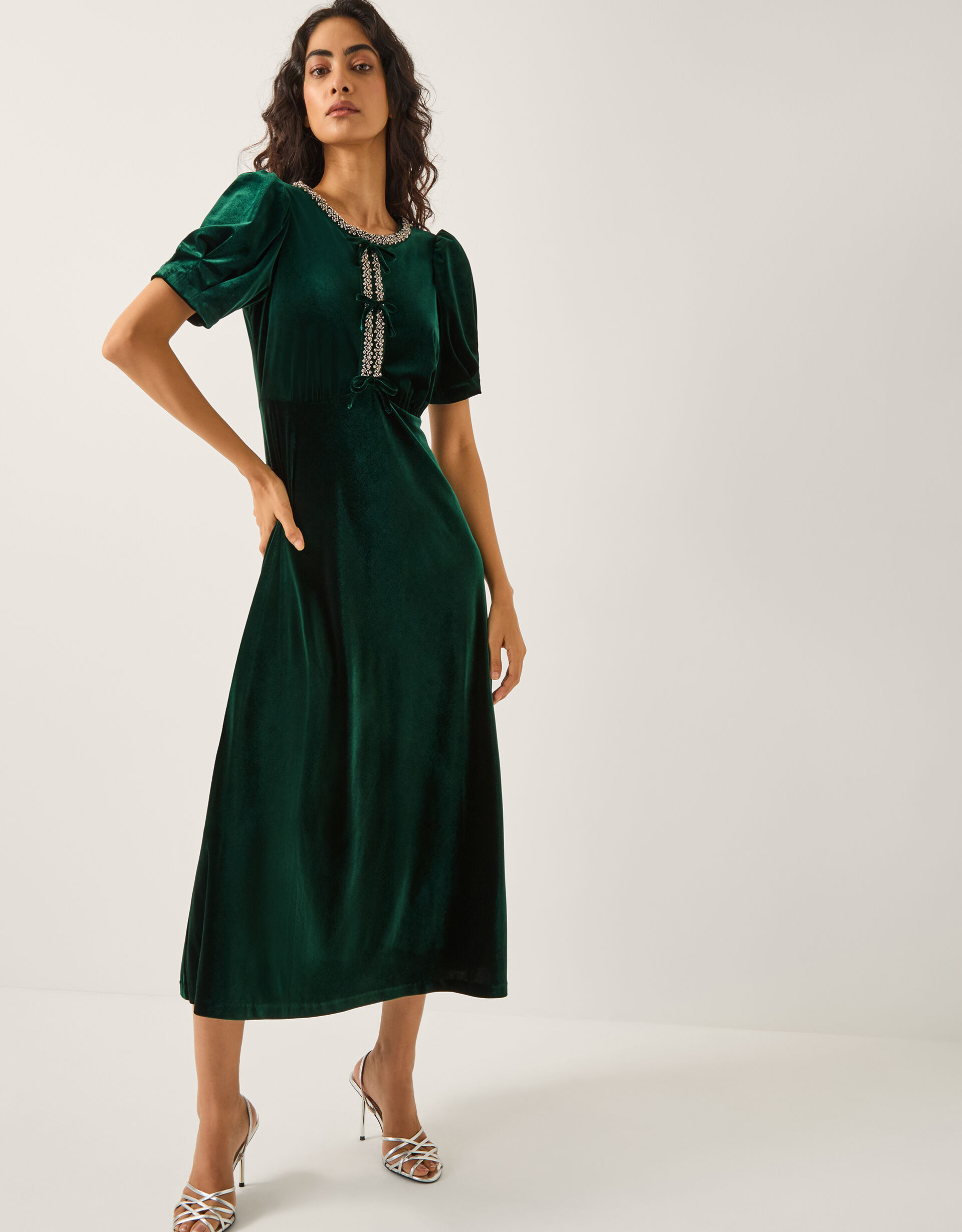 Celeste Embellished Bow Velvet Midi Dress Green