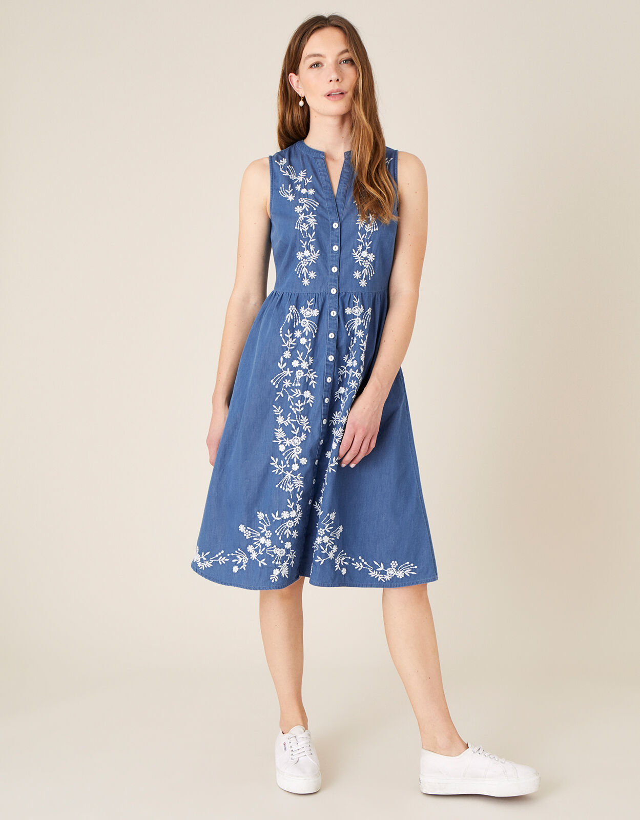 casual embroidered dresses