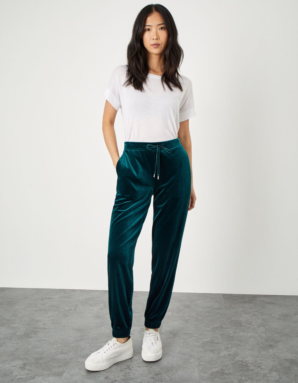 Women's velvet store joggers