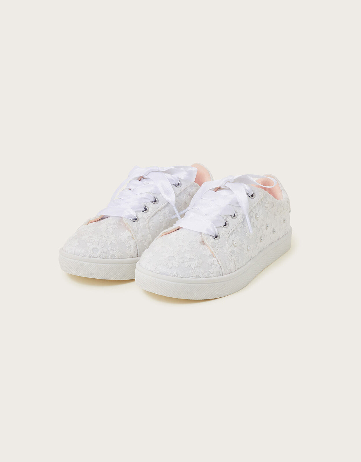 Ucb shoes cheap for girls