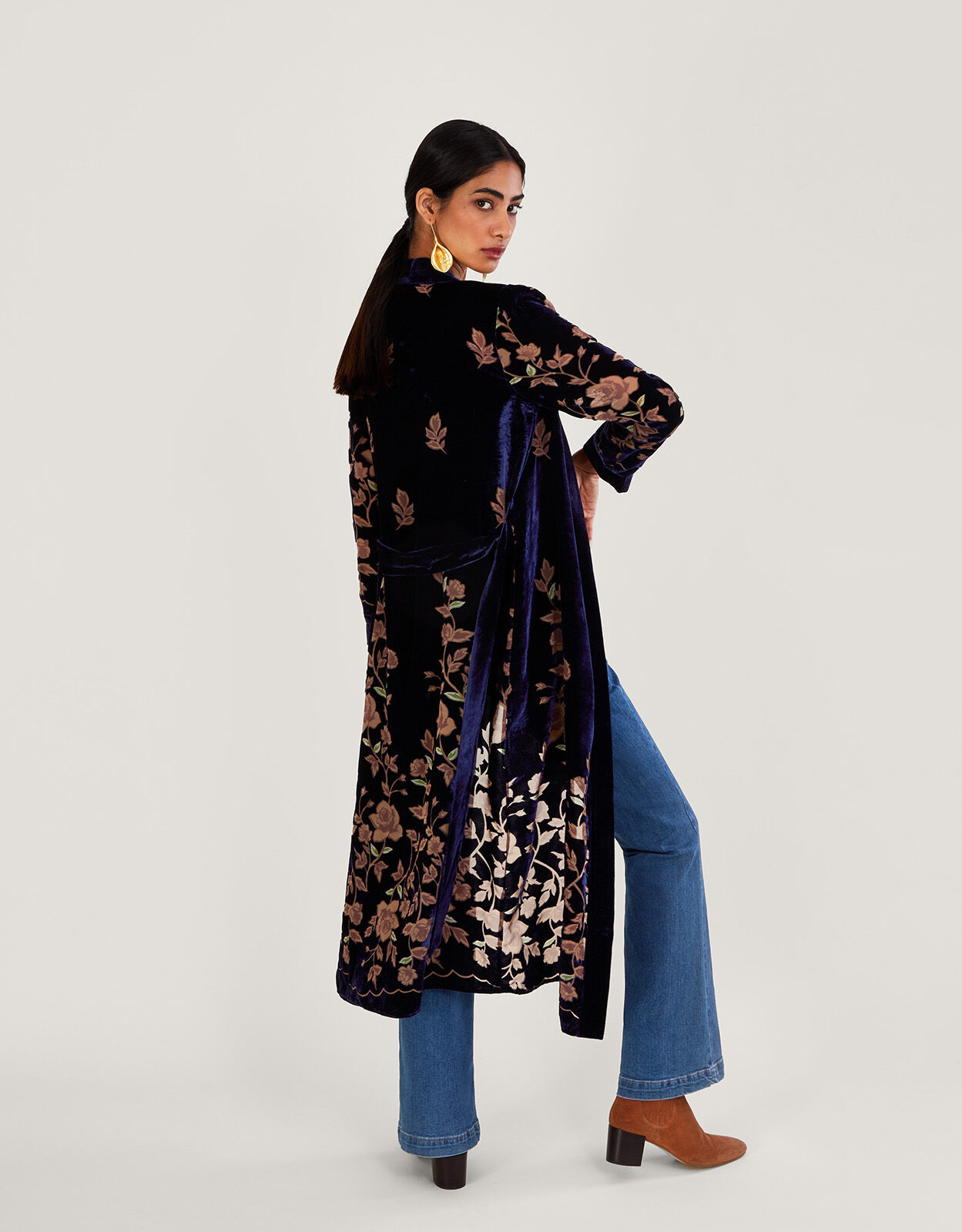 Daphne Devore Velvet Kimono Blue