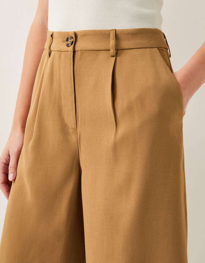 Nina Tailored Longline Shorts, Brown (TOBACCO), large