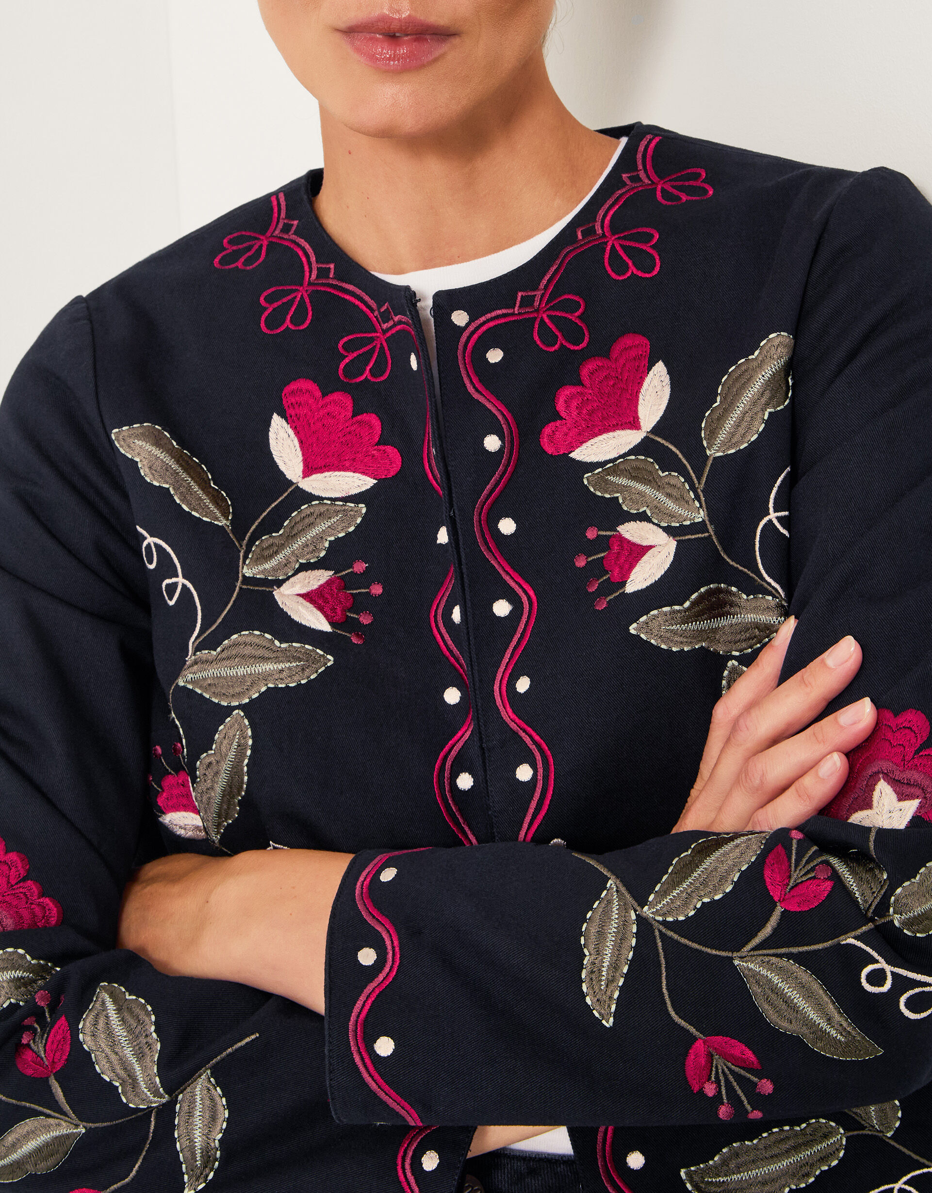 Valerie Floral Embroidered Jacket Black