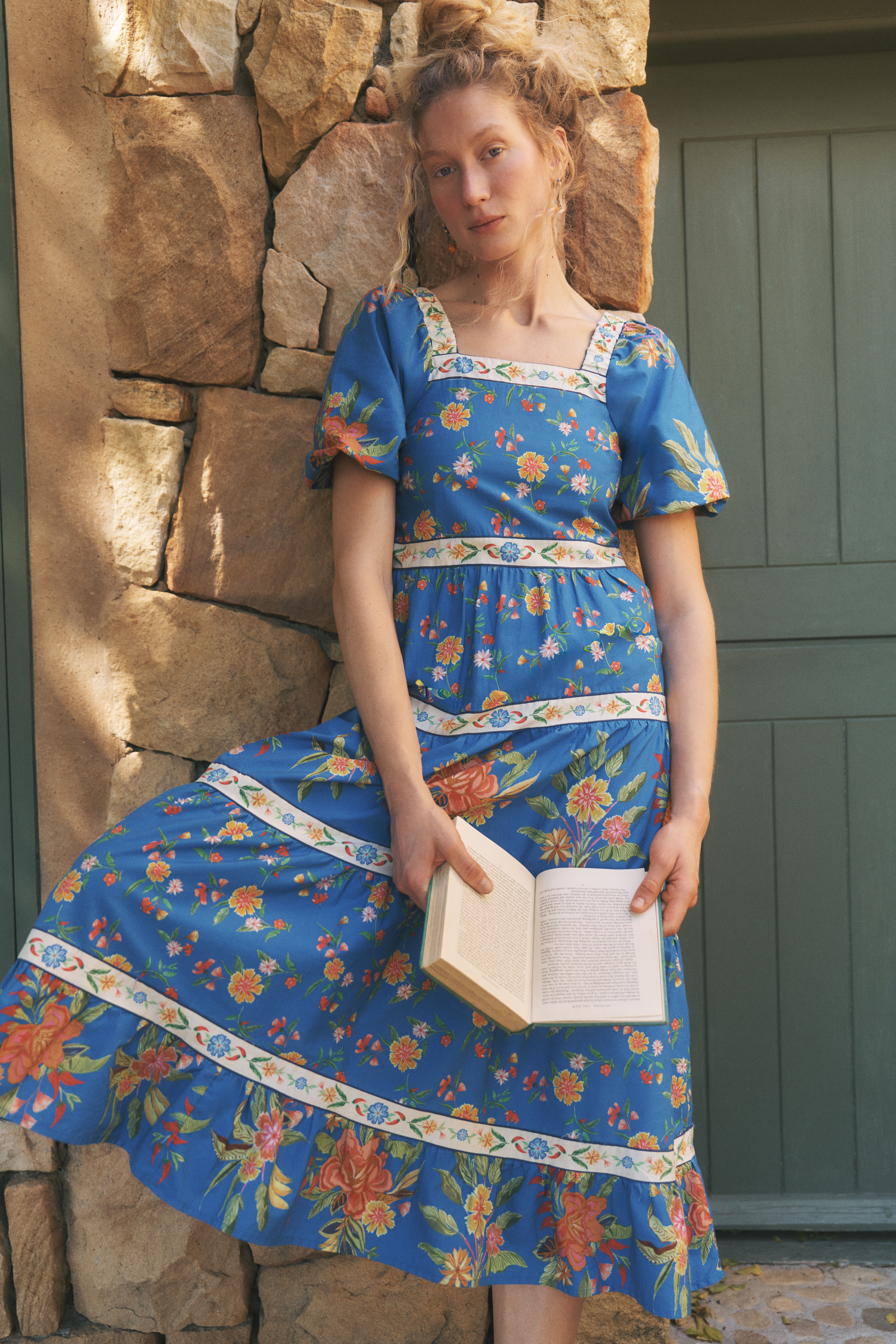 Mona Puff Sleeve Floral Midi Dress Blue