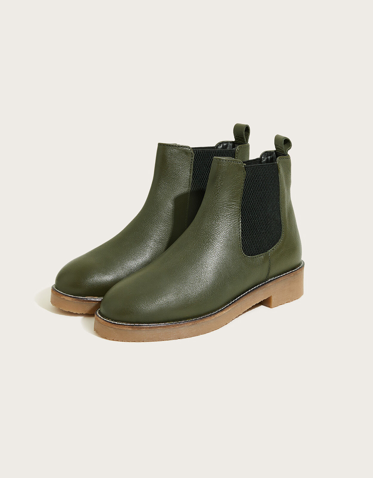 Green leather on sale chelsea boots