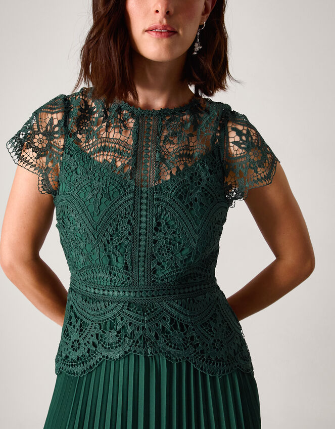 plus size short sleeve lace dress Plus Size A-Line Jewel Burgundy Lace Bridesmaid Dresses with Short Sleeves