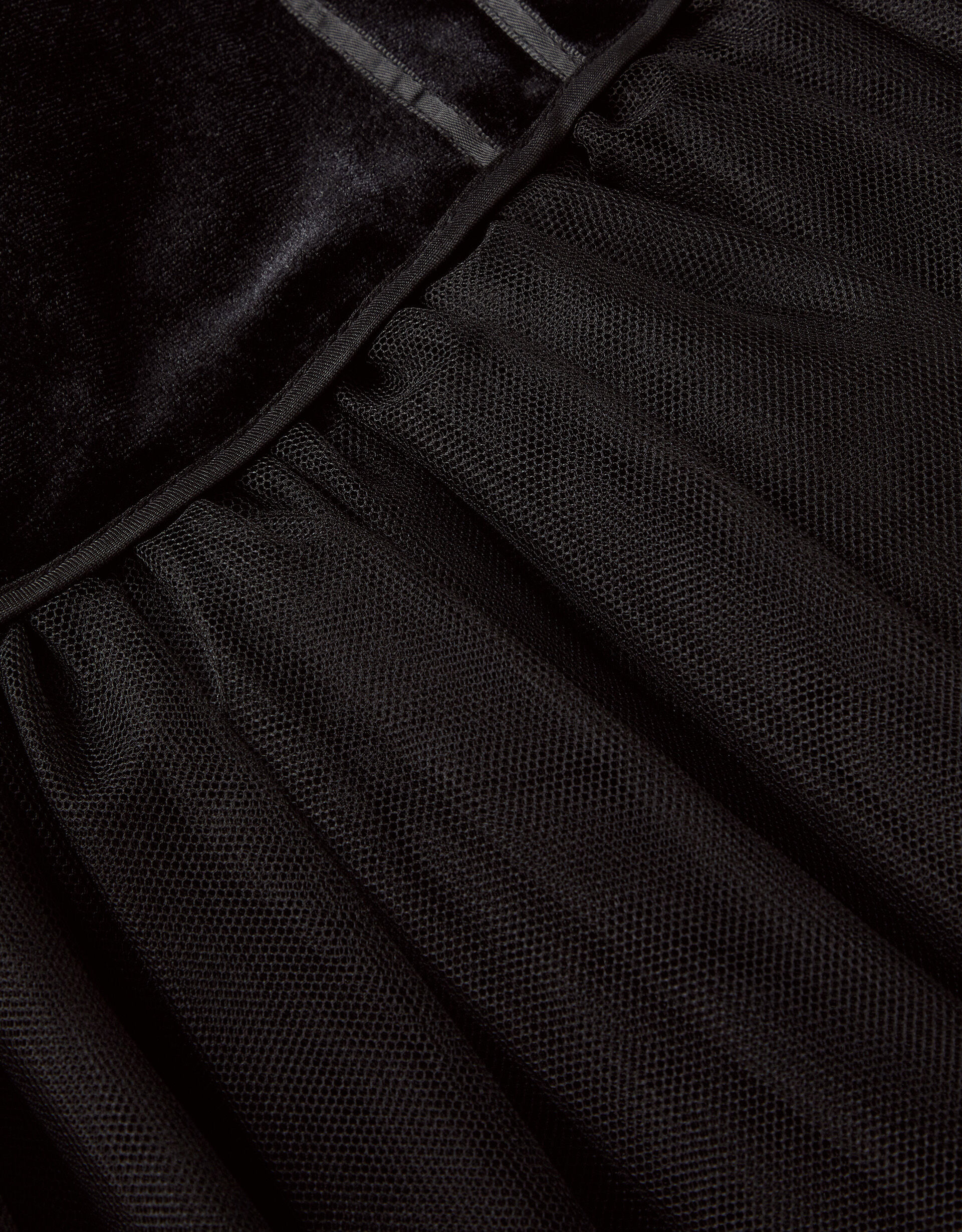 4612058 Black Pleated Tulle Dress