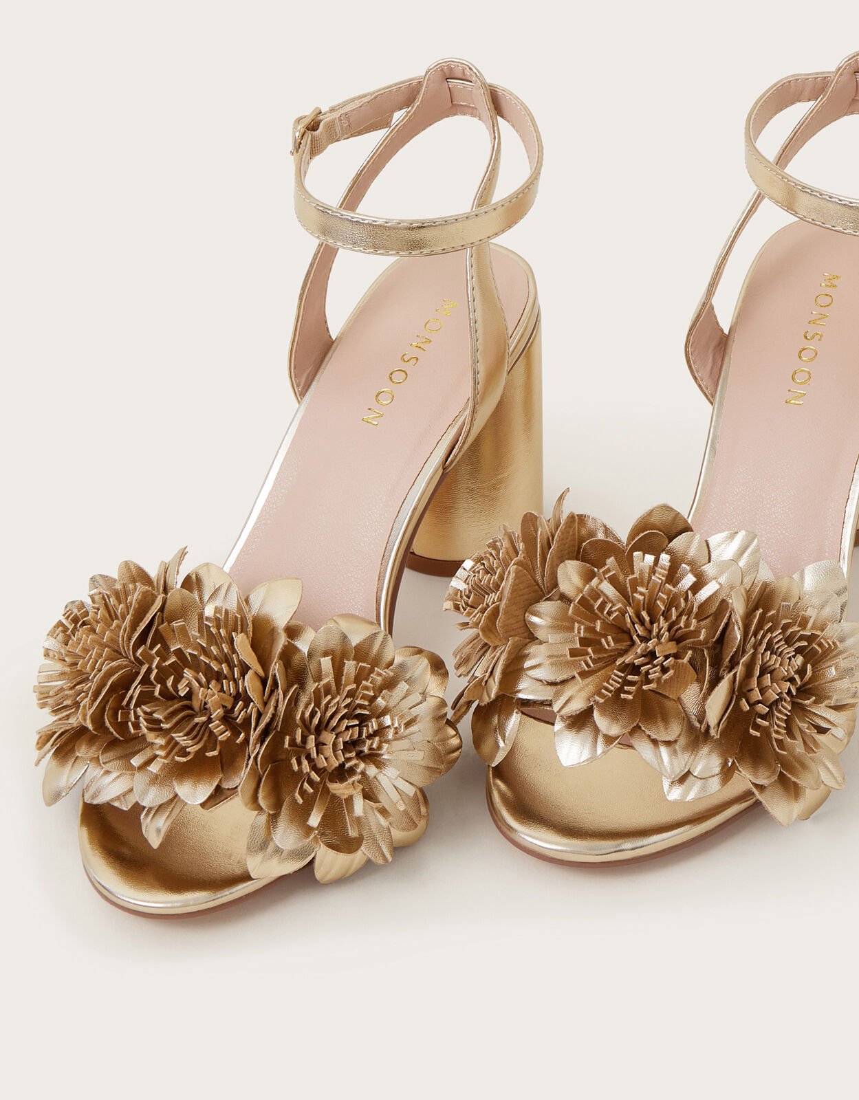 Gold flower heels discount