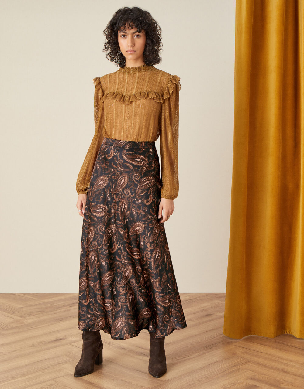 Anya Skirt