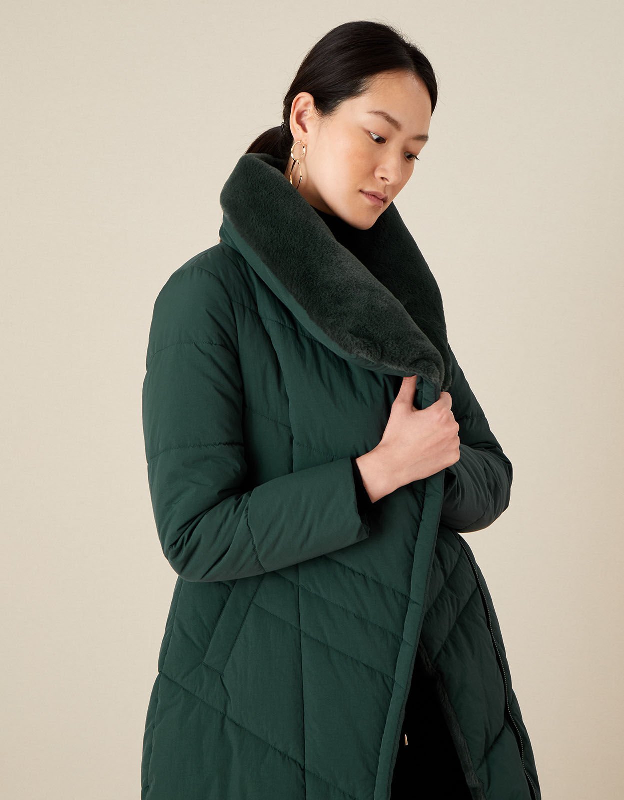 Fur collar shop coat womens uk