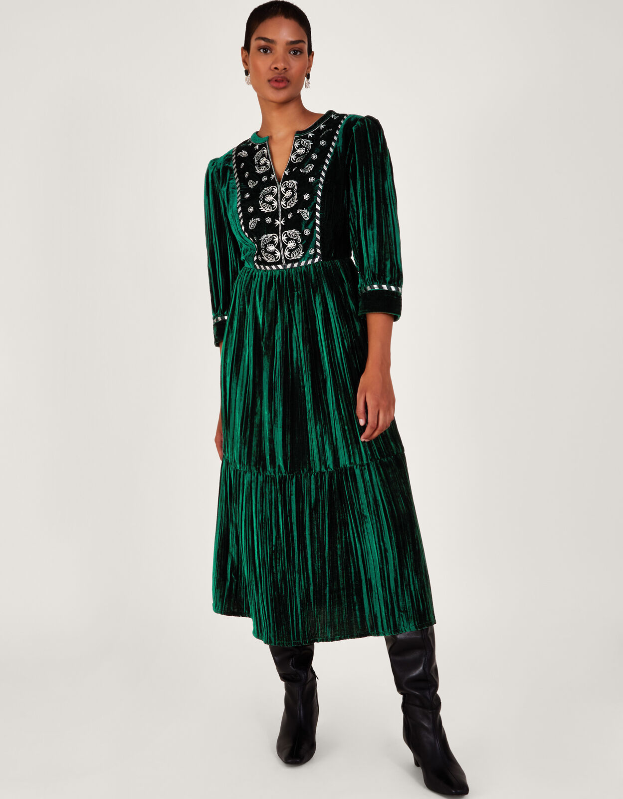 Penny Paisley Embroidered Dress Green