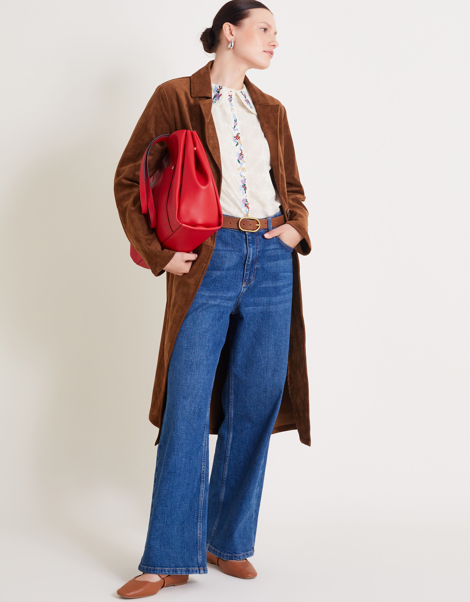 Calvia Shirt in Fleur Crest Ivory main image 1