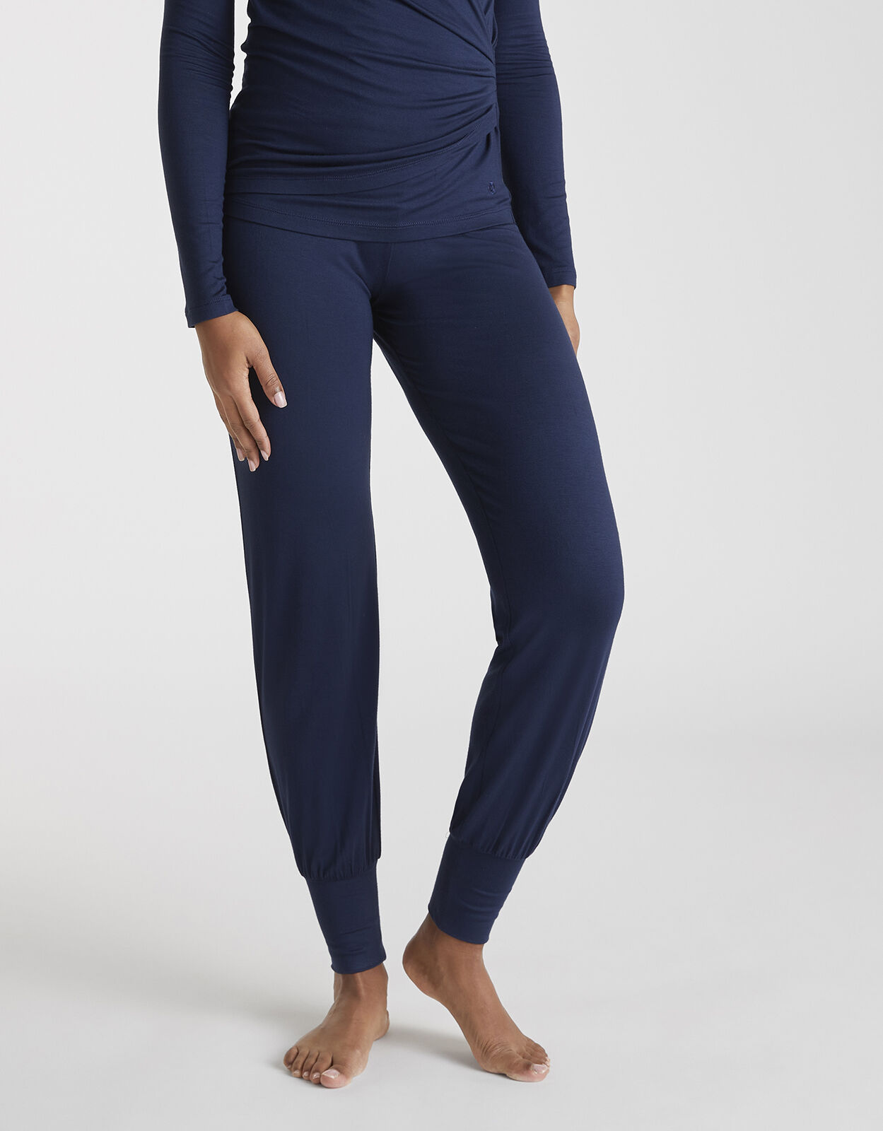 M life yoga clothes store