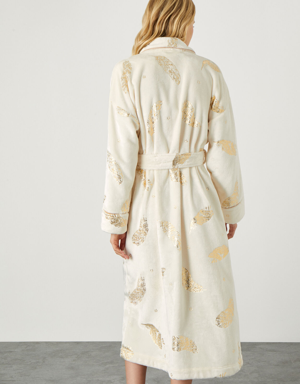 Feather Foil Fluffy Dressing Gown Cream