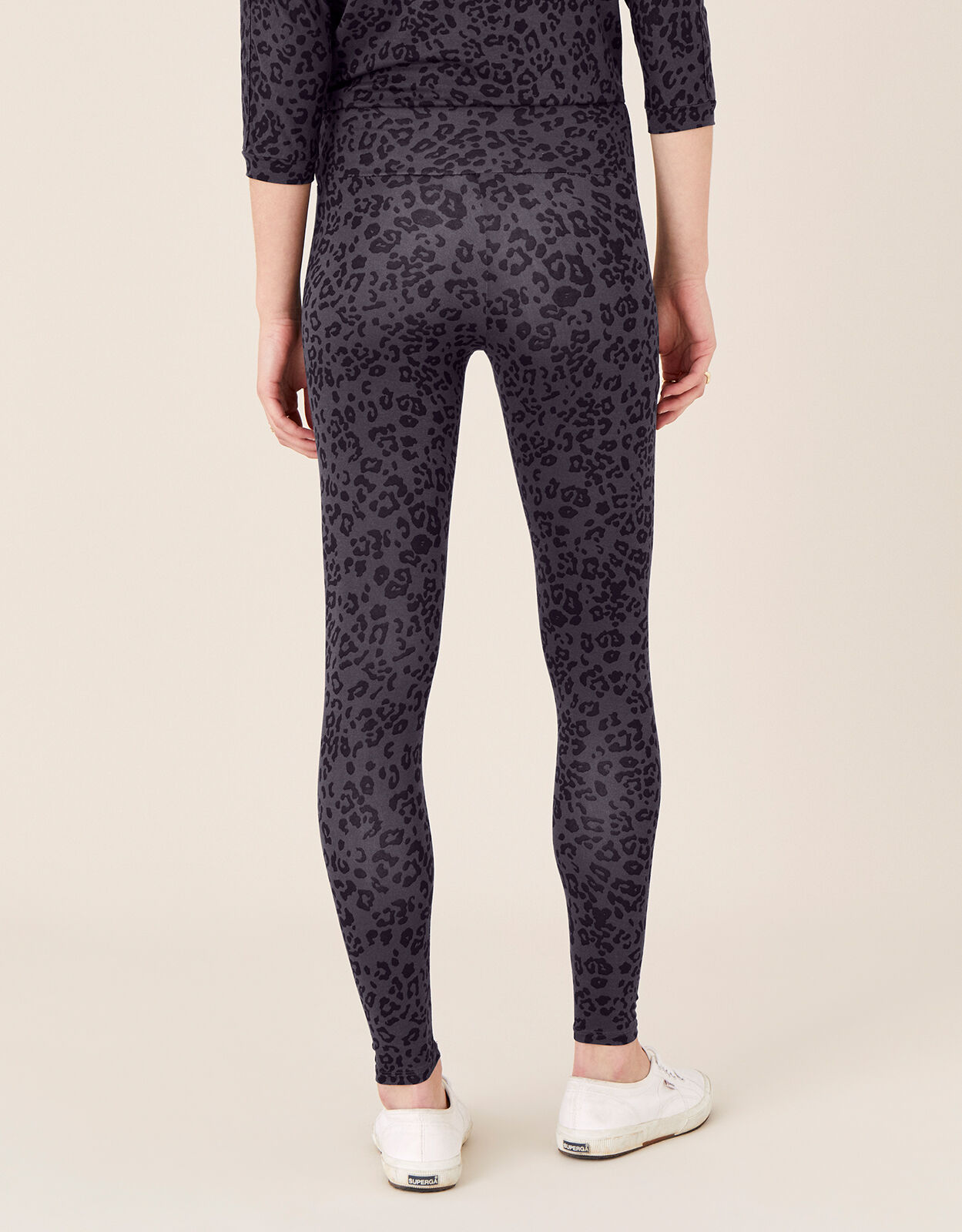 Grey animal print online leggings